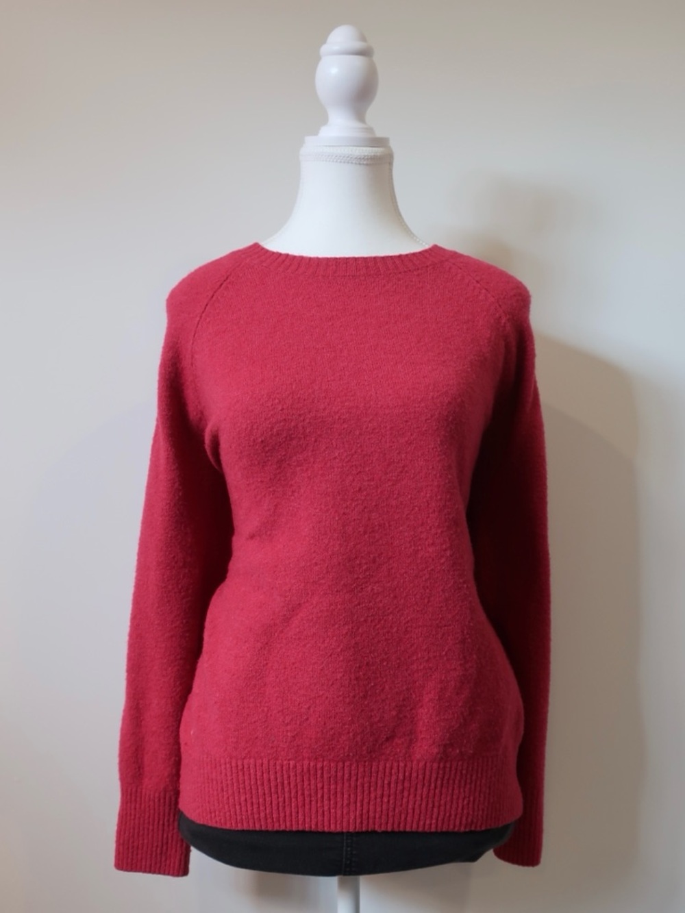 Old Navy Red Wool Blend Long Sleeve
Ribbed Top - Small